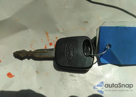 2004 Ford Focus Zts from USA, damaged, VIN 1FAFP38Z34W184403